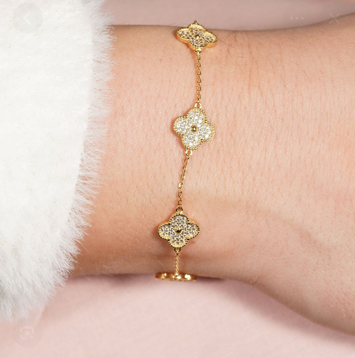CLOVER BRACELET, VARIOUS Colours AVAILABLE