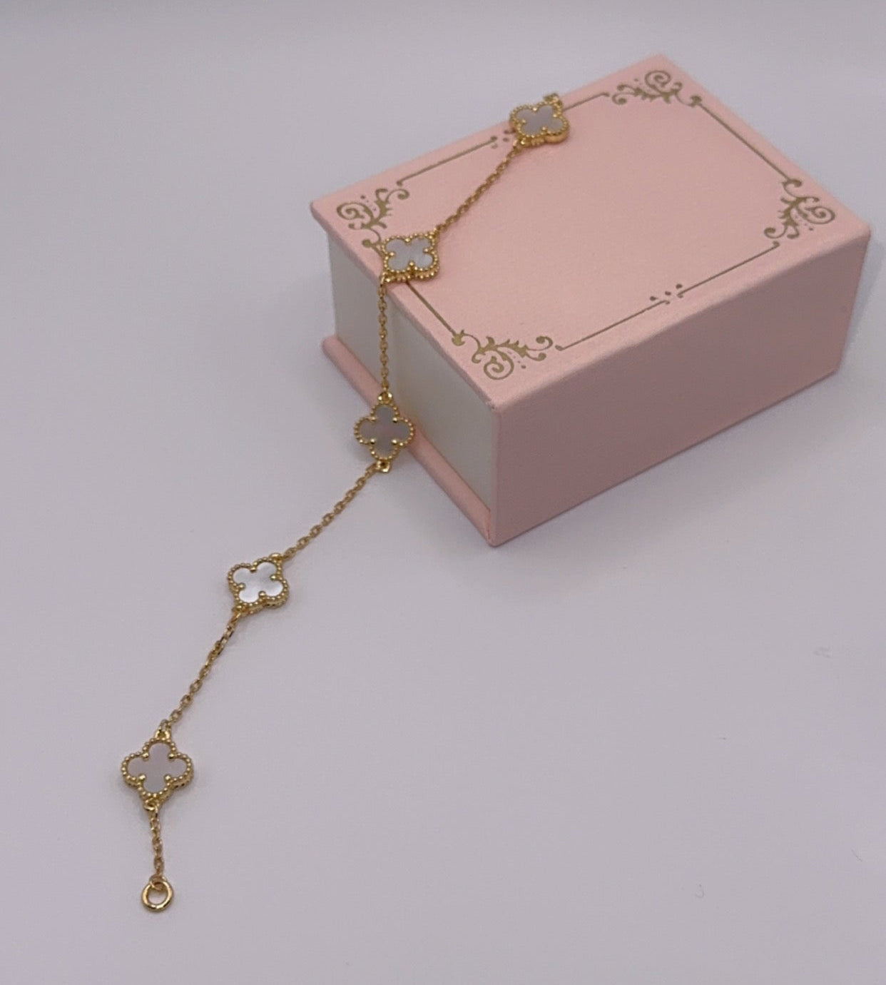 Mini White Clover Set, Necklace & Bracelet