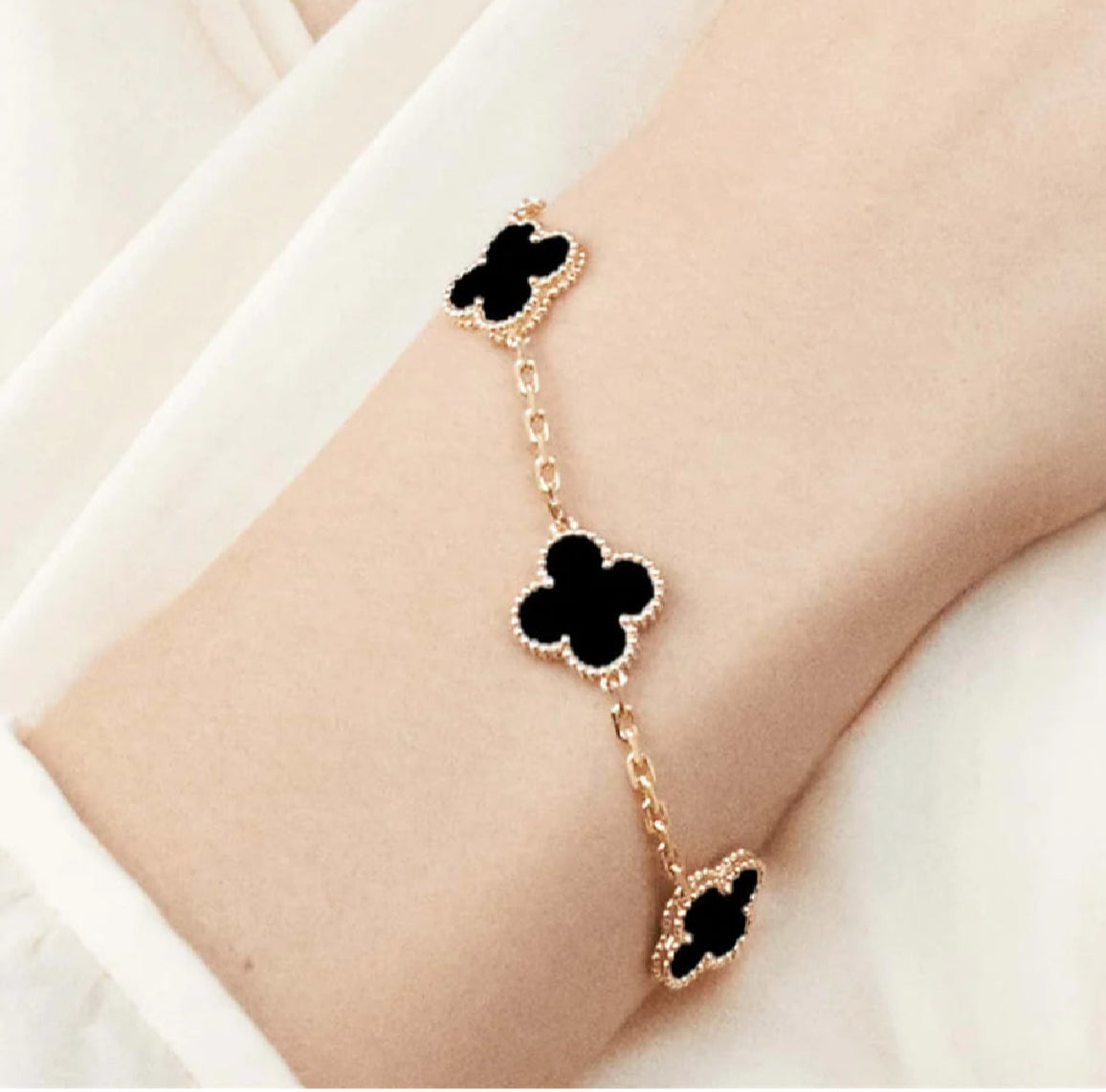 CLOVER BRACELET, VARIOUS Colours AVAILABLE