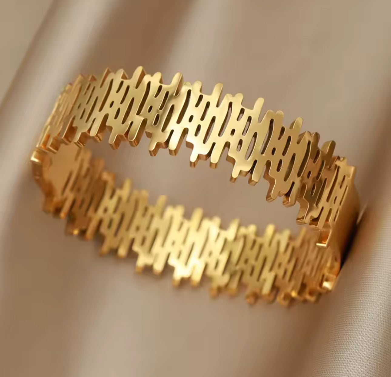 Irregular Bangle Bracelet