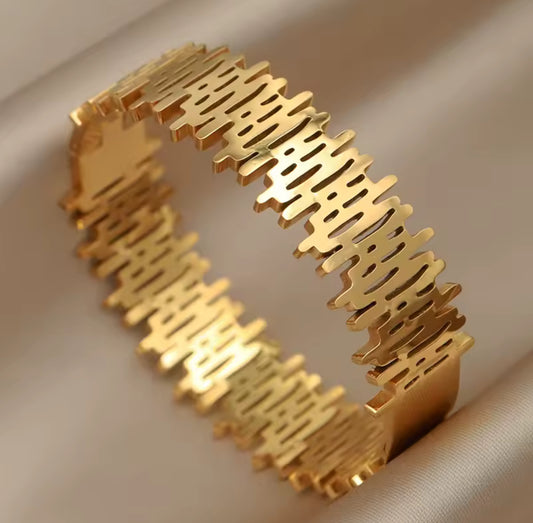Irregular Bangle Bracelet