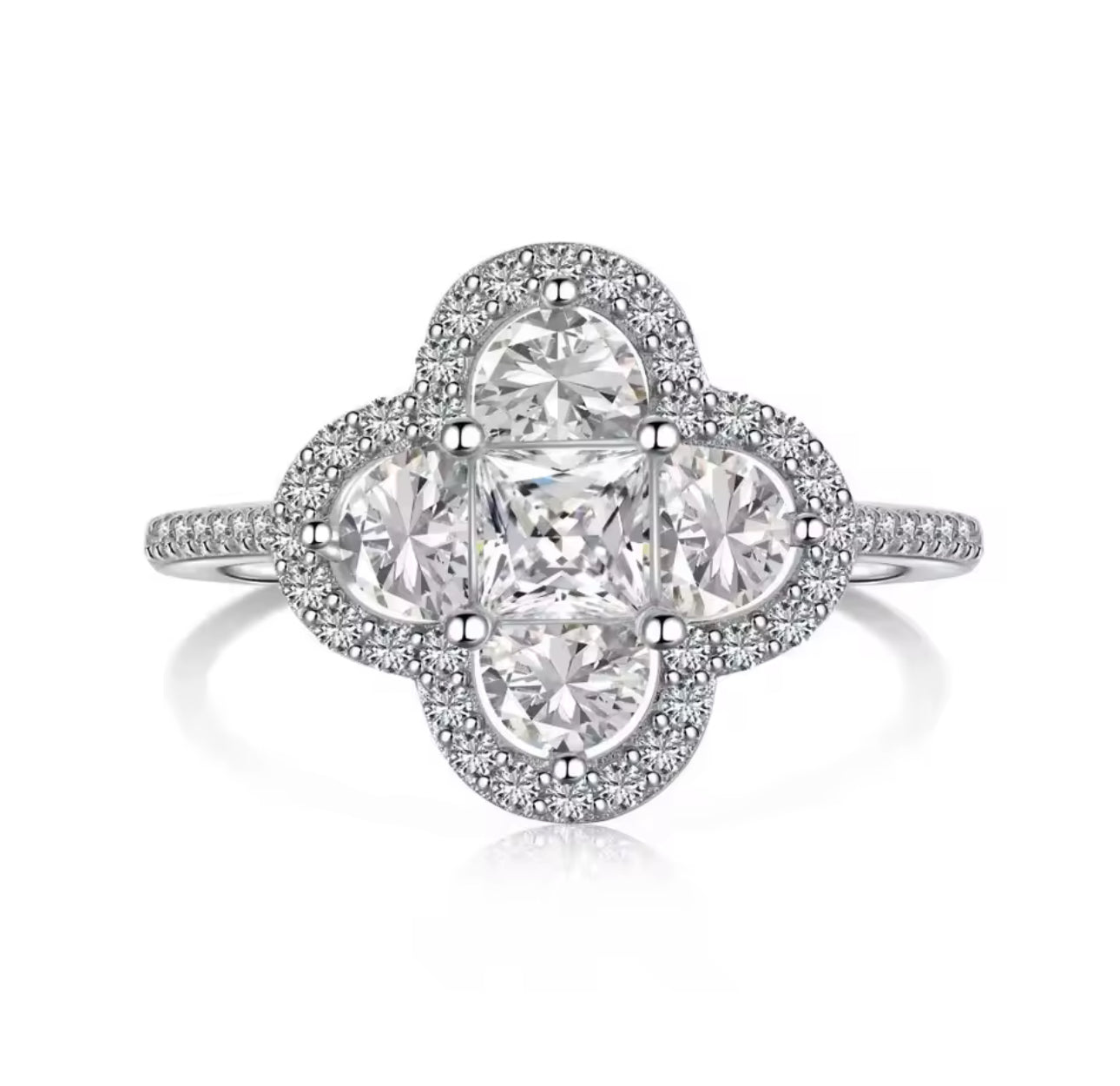 Clover Leaf Ring