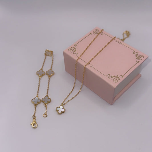 Mini White Clover Set, Necklace & Bracelet