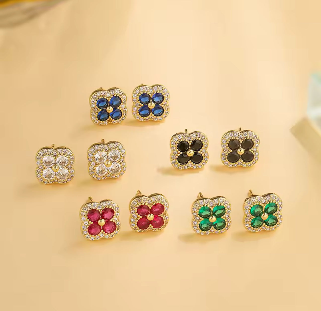 Zircon Flower Stud Eatings