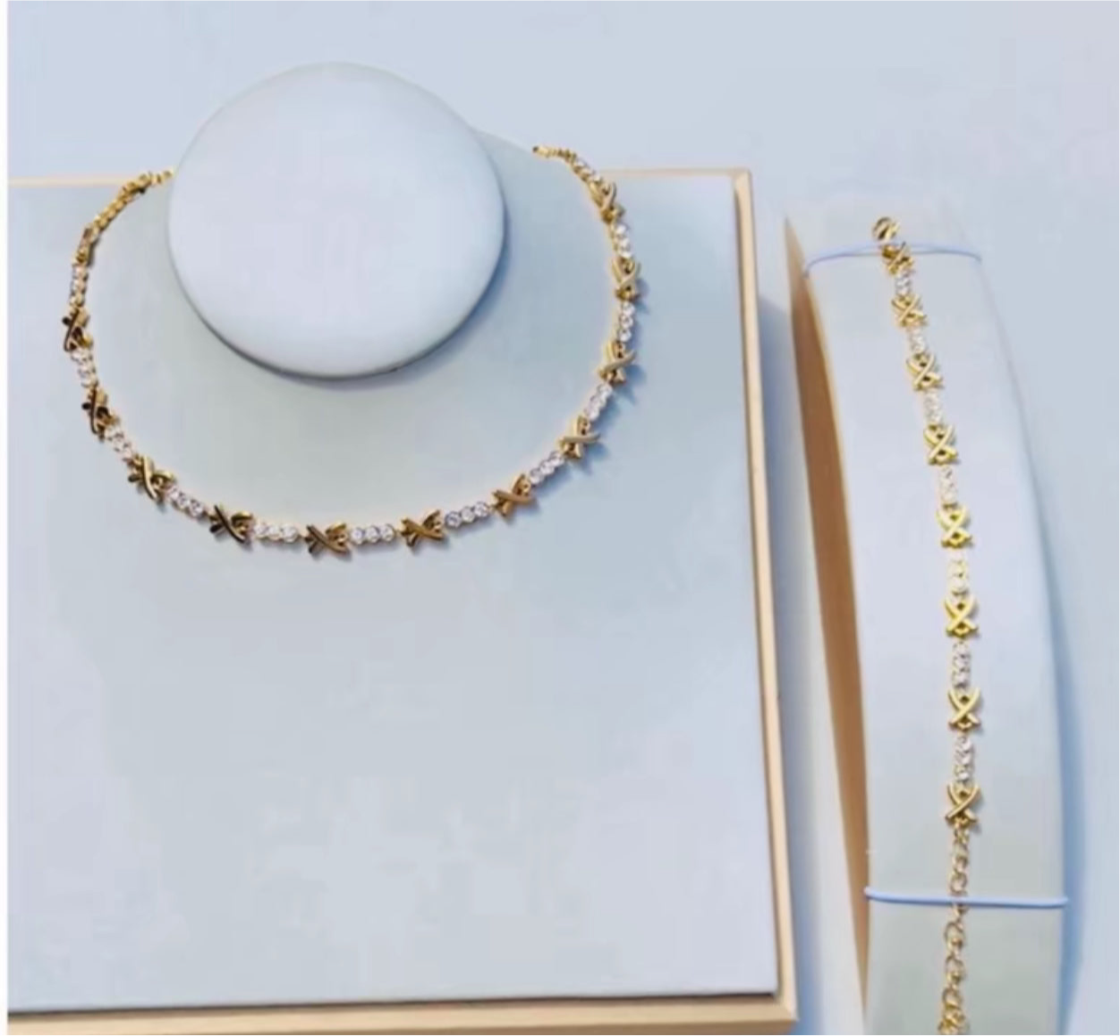 Stainless Steel 18k Gold Plated Cross Kiss Gemma Necklace