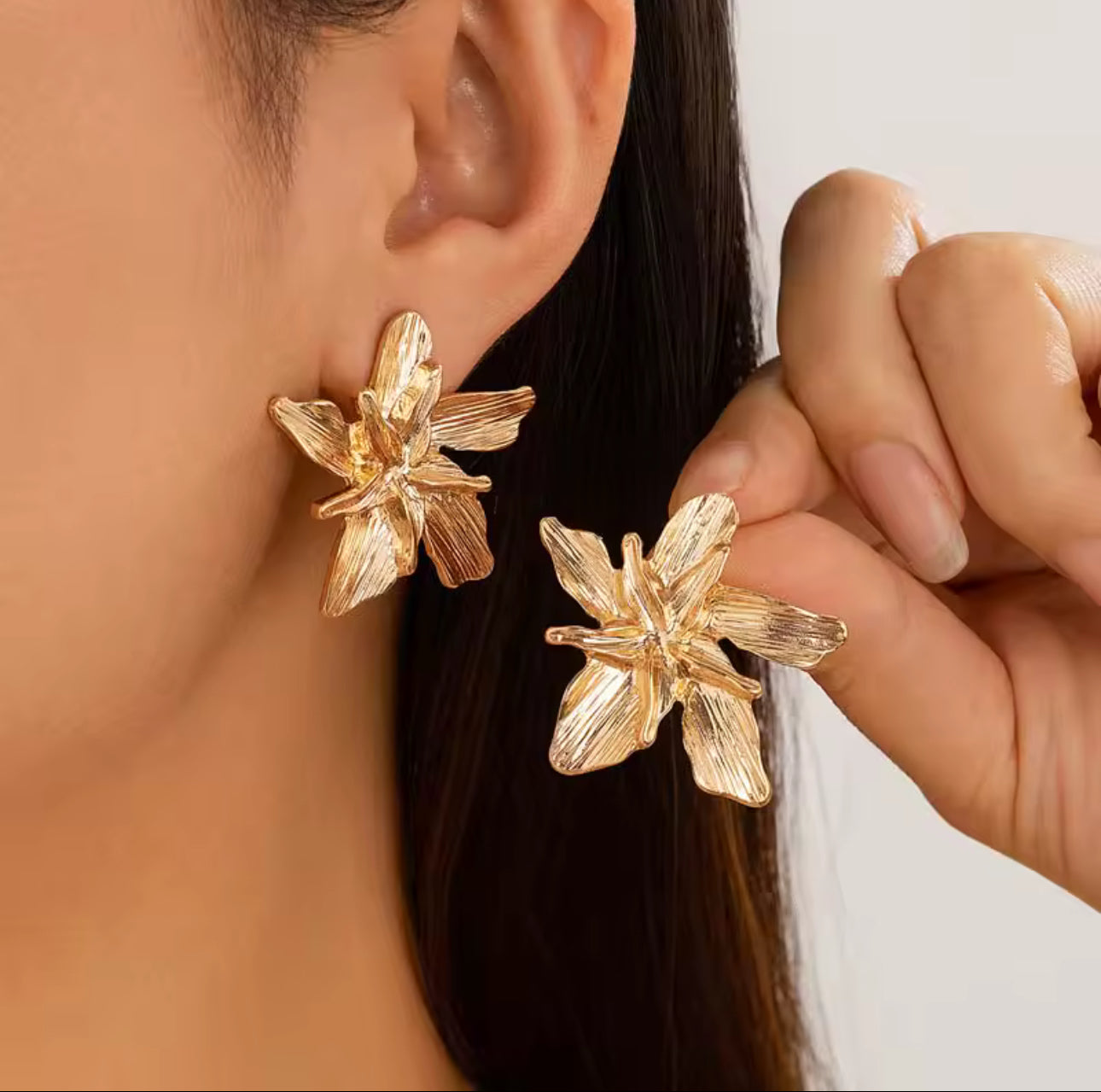 Gold Flower Earrings