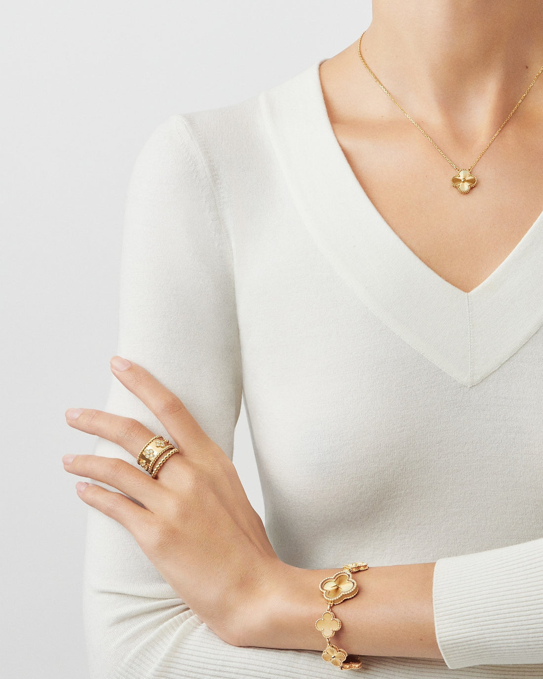 Single Clover Leaf Necklace