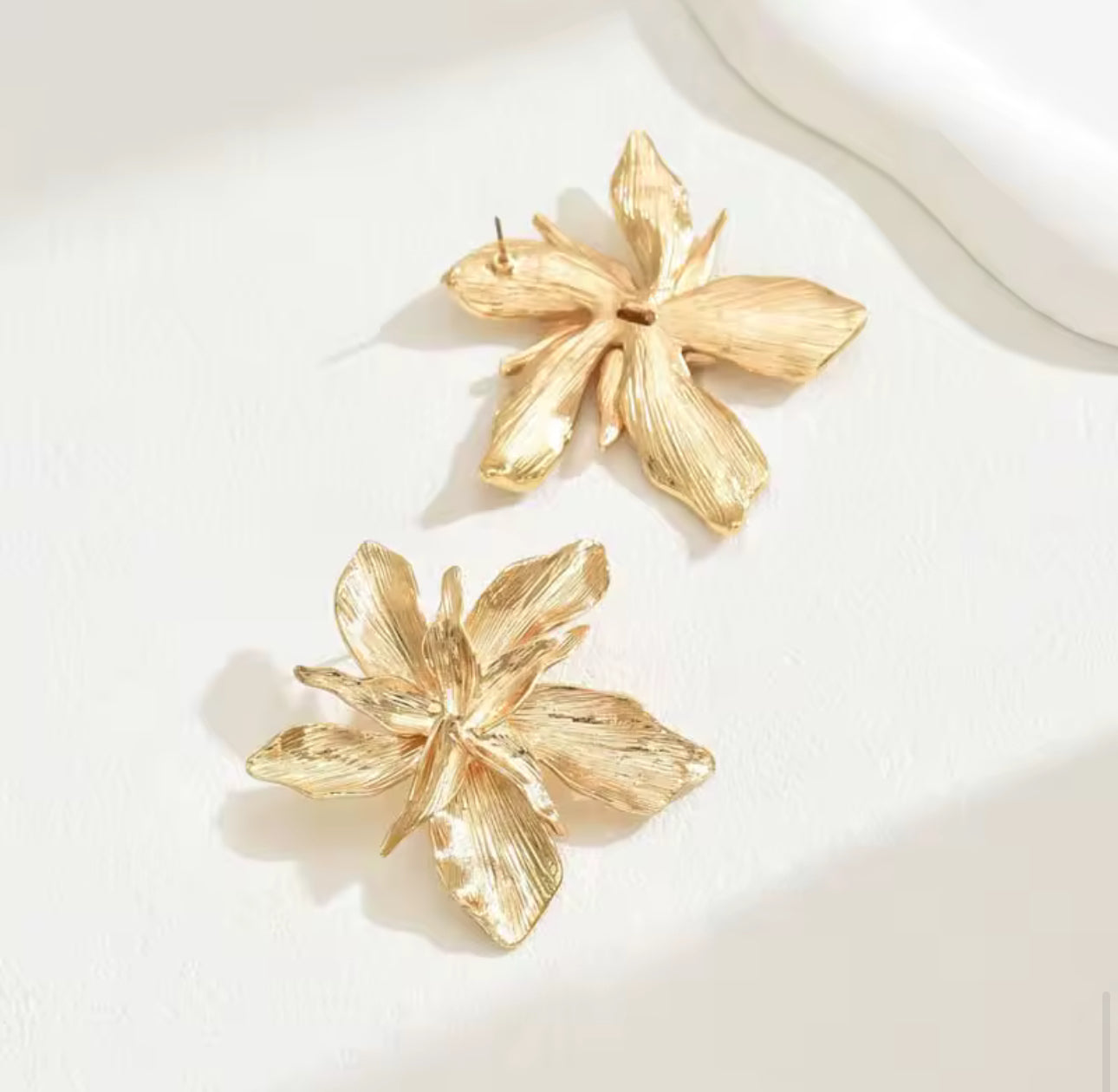 Gold Flower Earrings