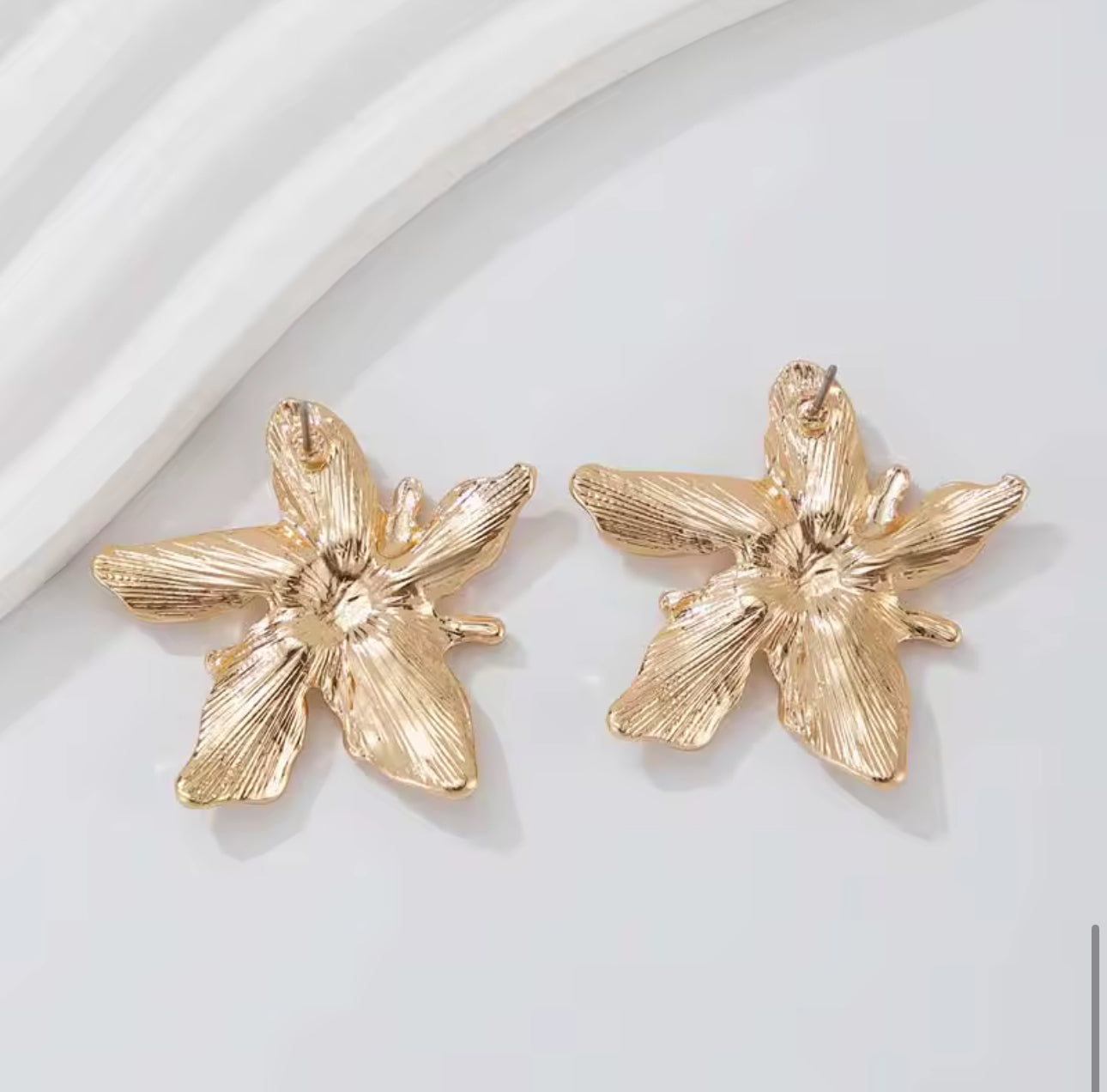 Gold Flower Earrings