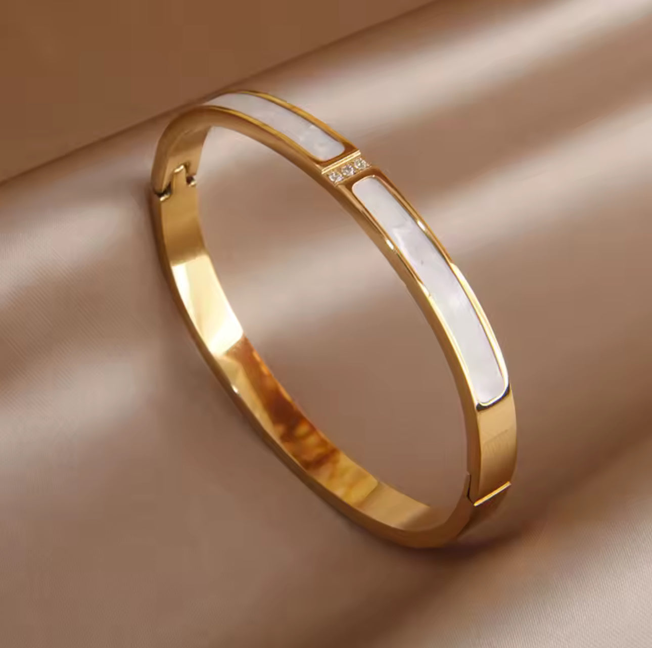 Stainless Steel 14K Gold Plated Bangle Bracelet, Anti-tarnish